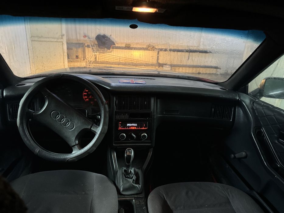 В пррдаже Ауди 80 Б4