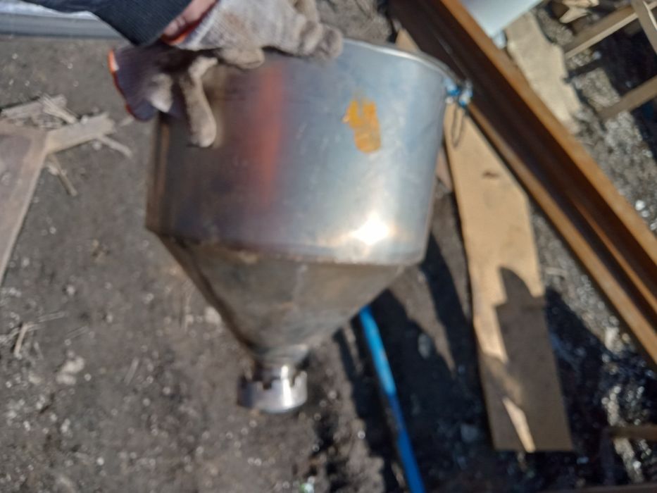 Продам воронку  большую
