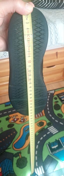 Маратонки,,Адидас"