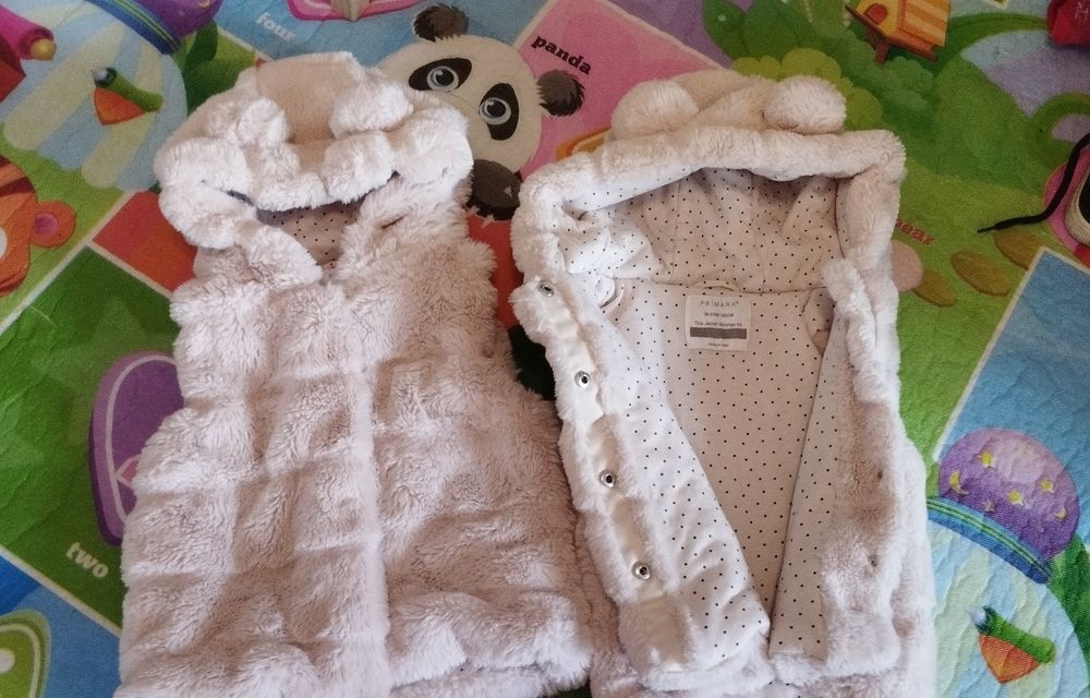 Детски елек за момиче