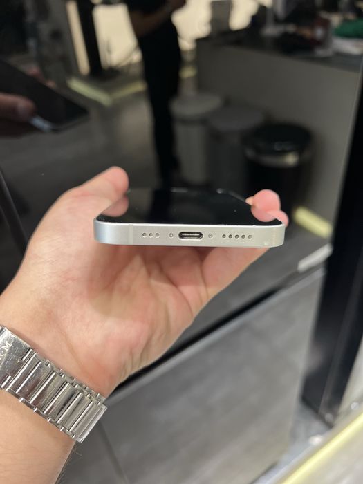 iphone 16e 128GB