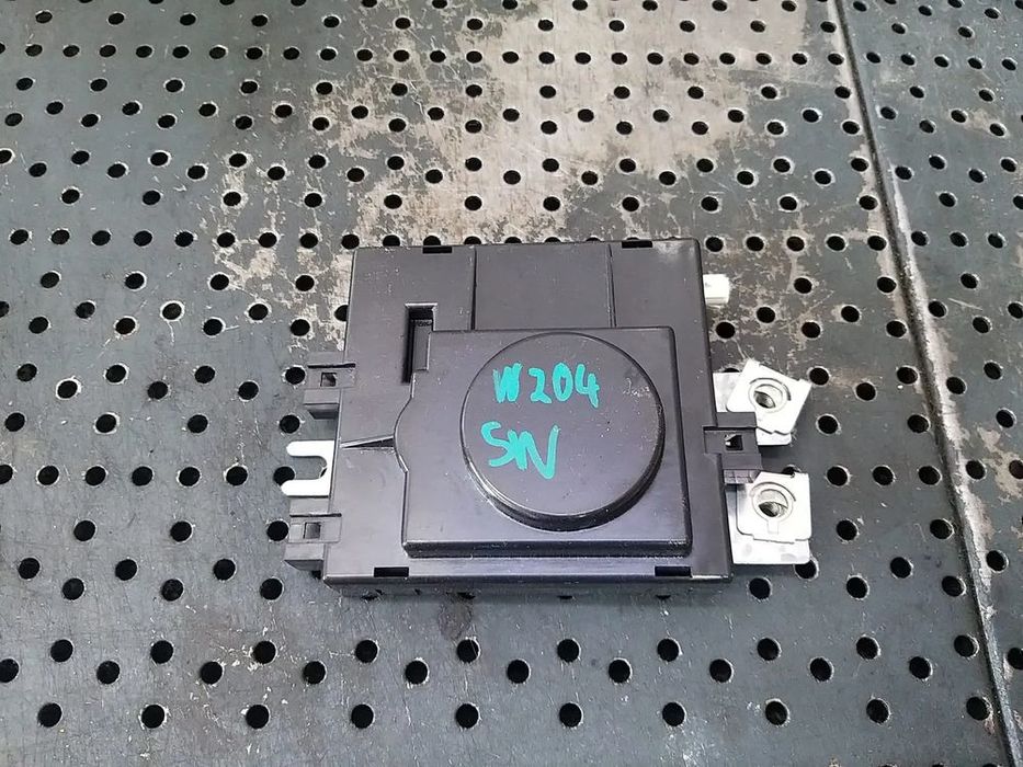 Amplificator antena mercedes c class w204 a2048702789