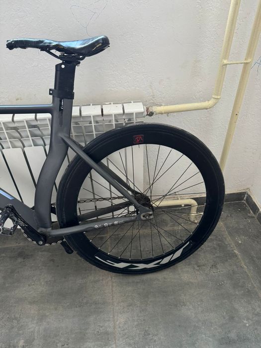 Продам фикс хорошее состояние