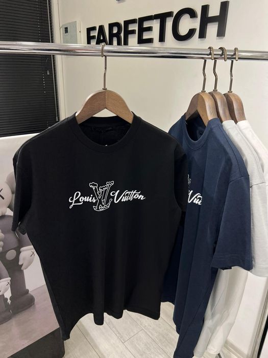 Топ модели мъжки тениски.