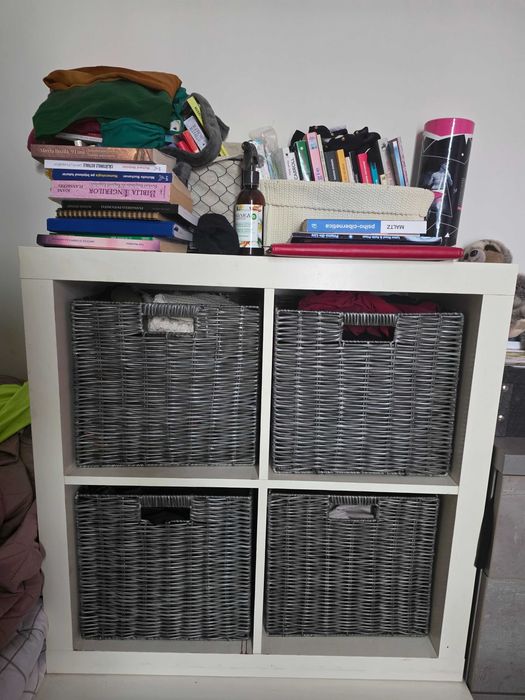 Piese mobilier, cuier, pantofar, biblioteca