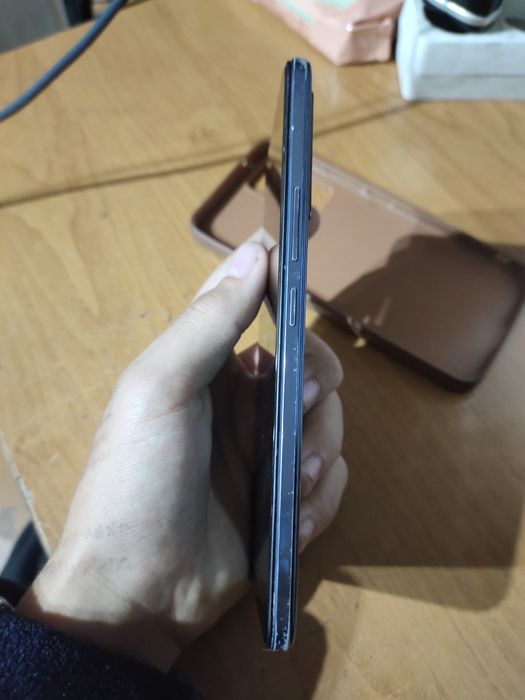 Продам телефон vivo v23e 128/12