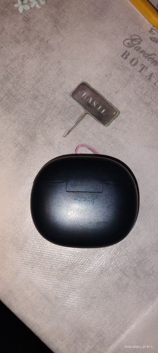 кутия за слушалки  Redmi