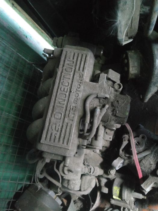 Продам на Мазду инжектор