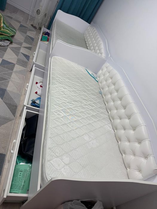 Продам кровать подростковый