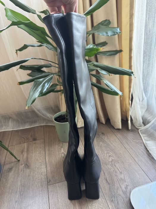 Черни Ботуши Zara