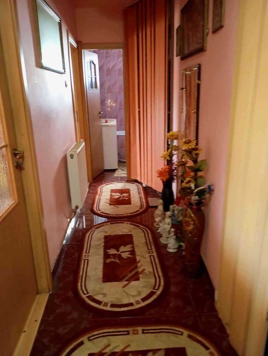 Vand apartament 3 camere