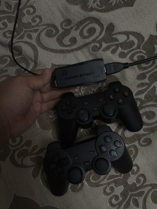 Игровая приставка ретро