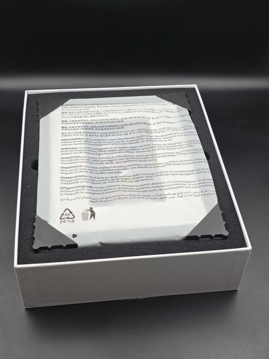 Rama Foto Digitala E-Ink SwitchBot AI Art Frame | NOUA