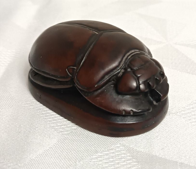 Винтидж Египетски скарабей кафяв мраморен сапунен камък