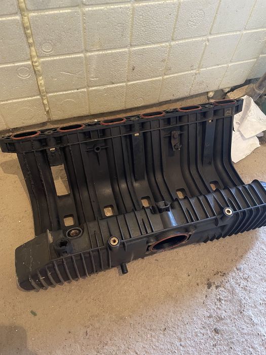 Всассывающий коллектор и форсунки М50 2литра Е34 Е36 Е30