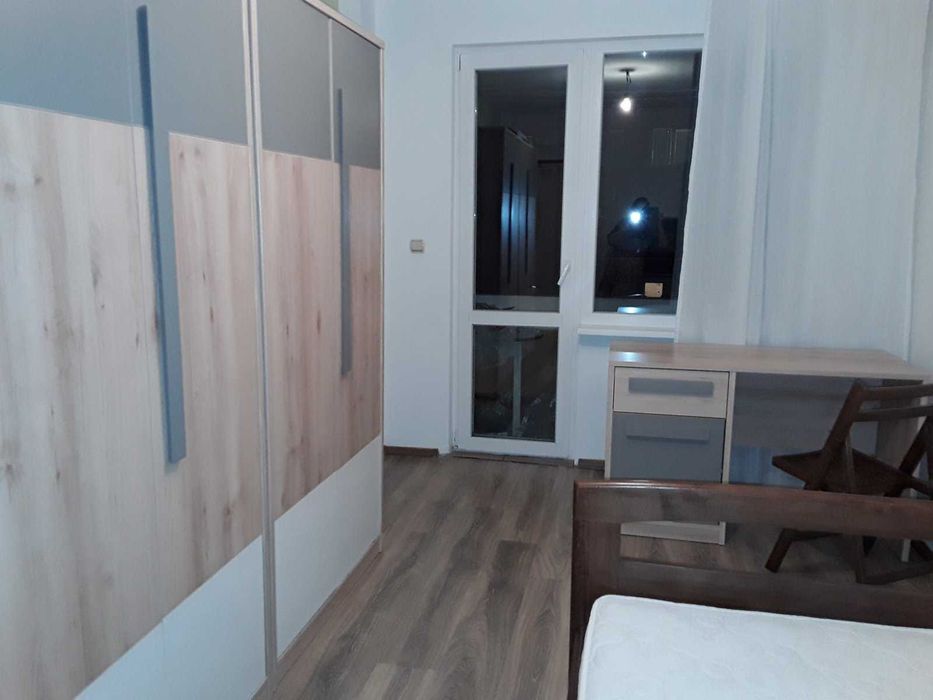 Дава се под наем Тристаен апартамент в София, Център - 100 кв.м за 857.82 € - Снимка #4