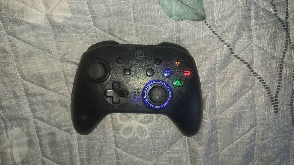 Мультиплатформенный геймпад GameSir T4 Pro (б/у)