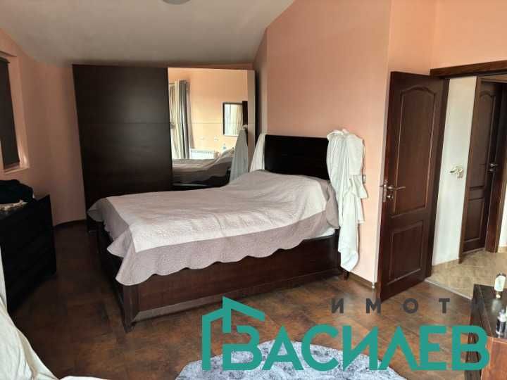 Продава КЪЩА област София, с. Пролеша