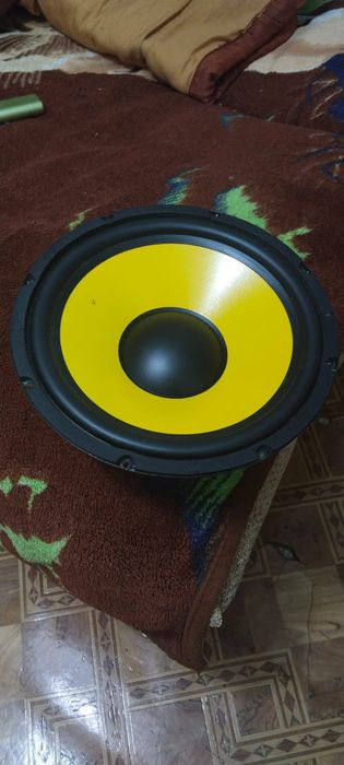 Продам сабвуфер.