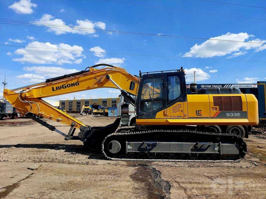 Рассрочка !!! Экскаватор гусеничный LiuGong 933E (Объём ковша 1.6 м³)