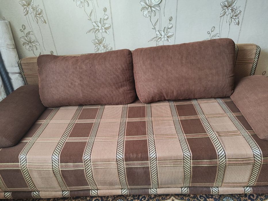 Продам диван-книжка