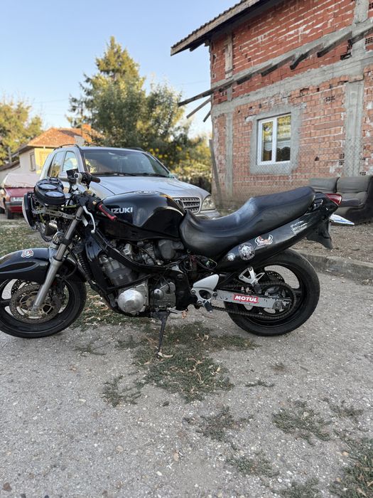 Suzuki katana 750