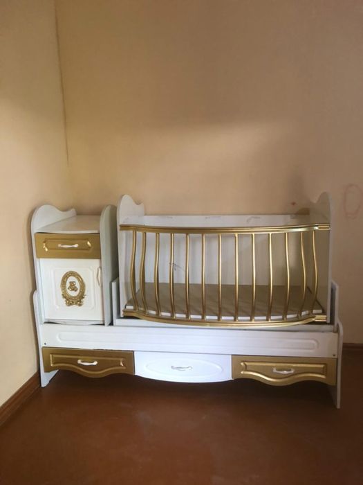 Болалар каравоти сотилади