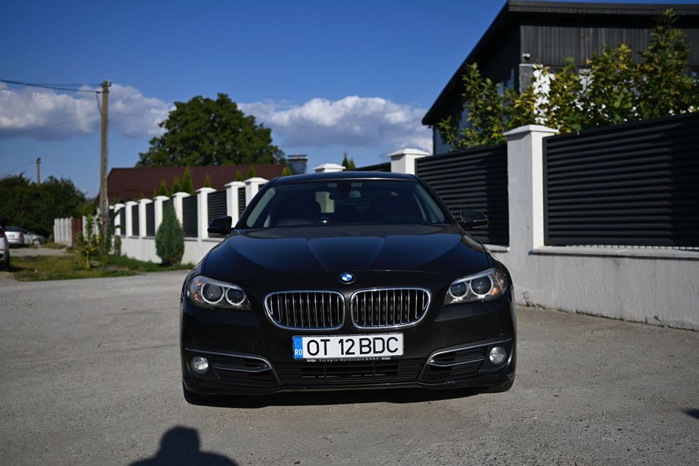 BMW Seria 5 F10 • 305.000 KM • ADAPTIVE LED • NAVIGAȚIE • Scaune Electrice