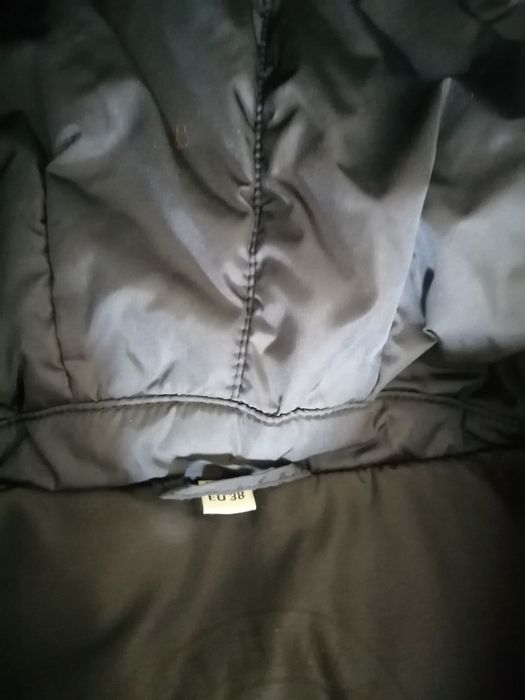 Пуховик женский(молодёжный) в отличном состоянии