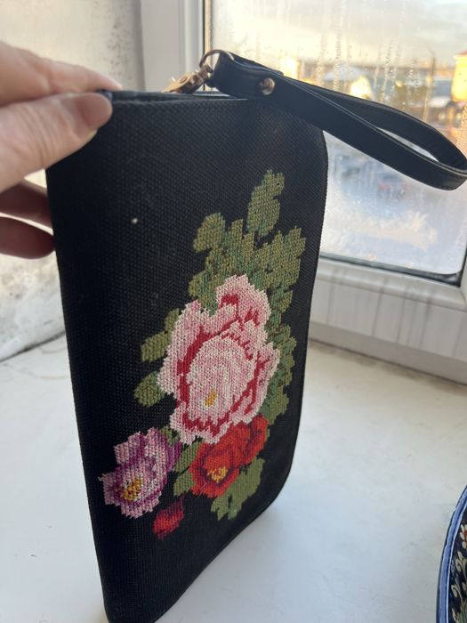 Продам сумочку барсетку