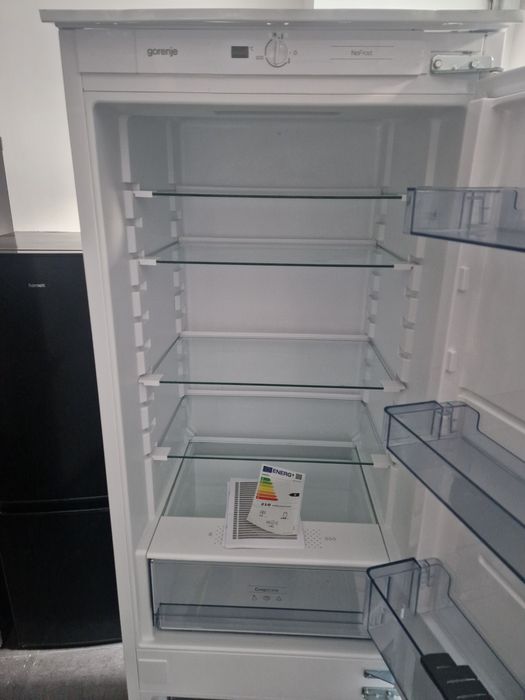 Хладилник за вграждане Gorenje A++ No frost