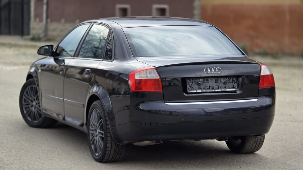 AUDI A4 2004 — imagine 3