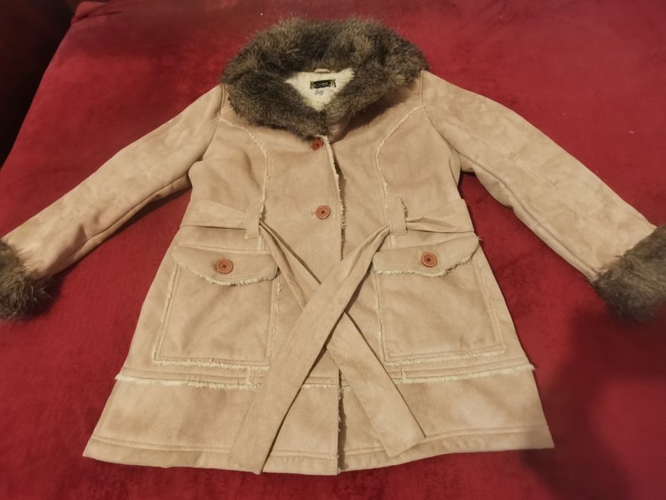 Haina Blana artificiala