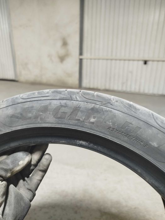 Goodyear Asymmetric F1 245/40/17 1бр гума