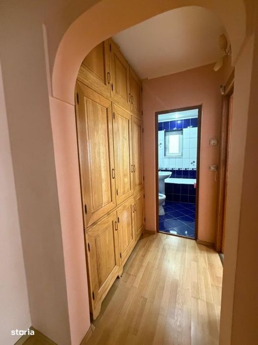 Apartament 3 camere , 2 bai , etaj intermediar , Radauti