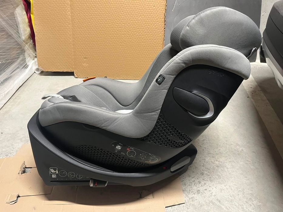 Стол за кола Cybex Sirona Gi i-Size Plus, с база, 40 - 105 см