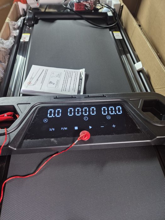 Промо!Сгъваема /Електрическа бягаща пътека, /3.0HP/12KM/H/146кг