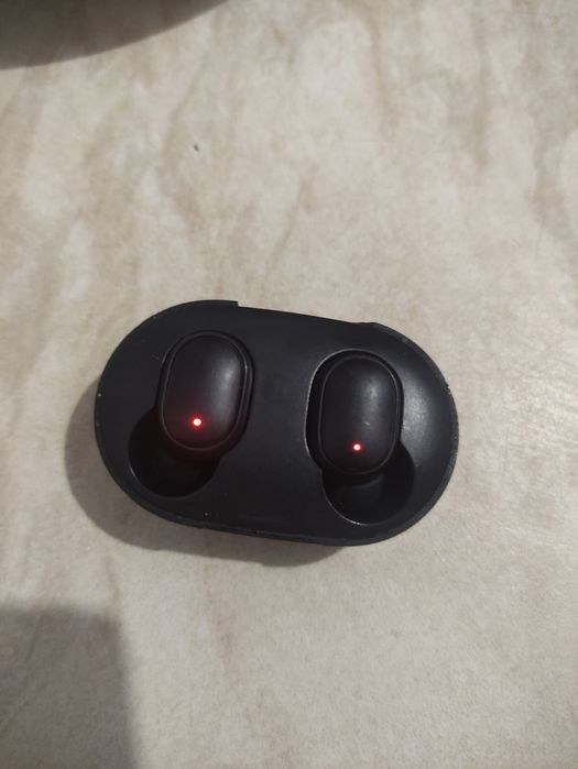 Продам наушники не дорого