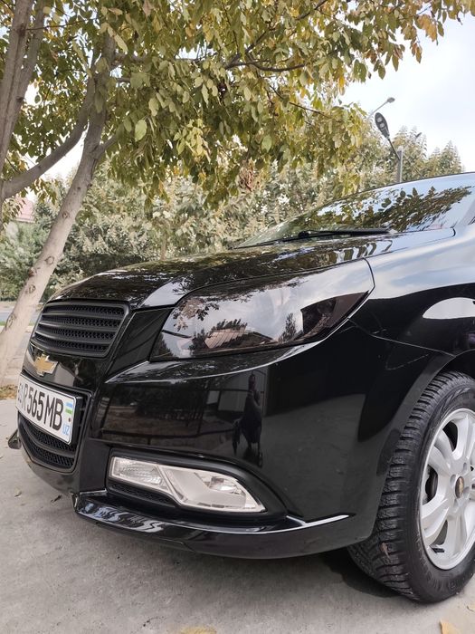 Продаётся Нексия 3 автомат
