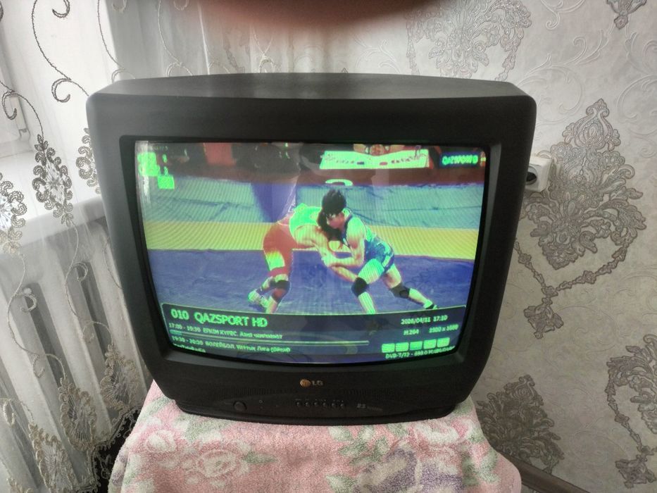 Продам телевизор