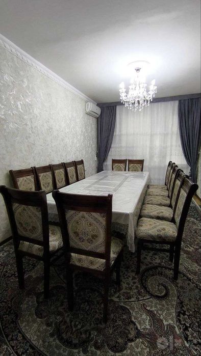 270×120 sm katta stol + 14 ta stul sotiladi