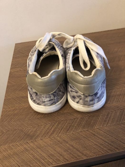 Дамски кецове - 6 евро