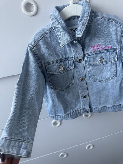 Geaca/jacheta denim copii  Zara mărimea 98,colecția Disney Minnie,