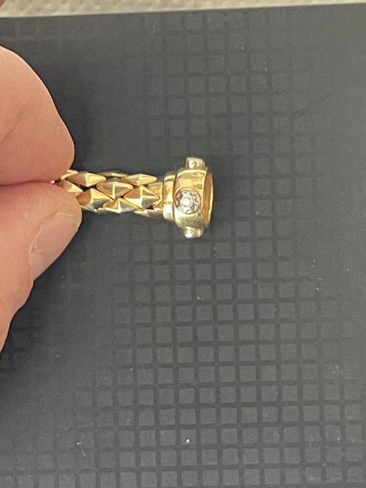 Bratara aur marca Chimento