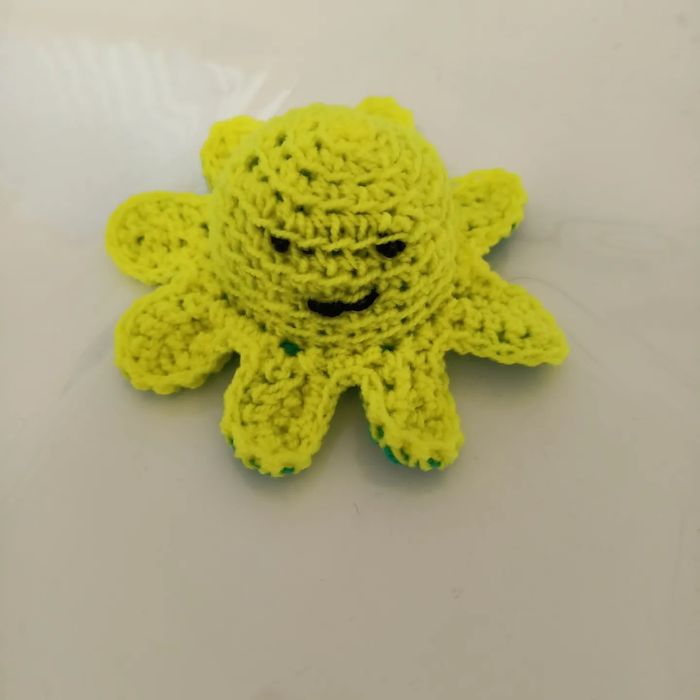 Тоқыма бұйымдары сатылады