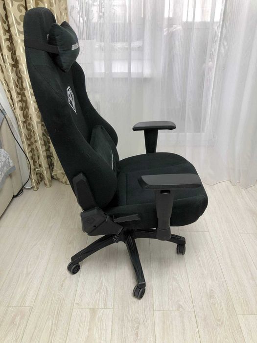 Продам игровое кресло AndaSeat
