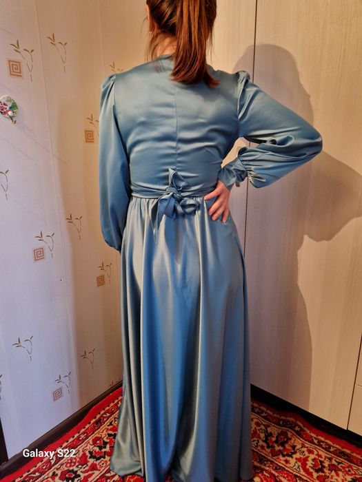 Платье вечернее длинное