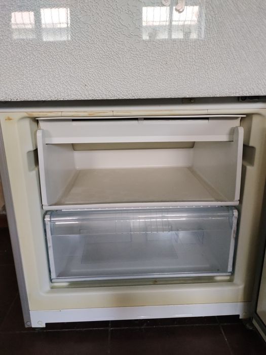 Холодильник двухкамерный Bosch