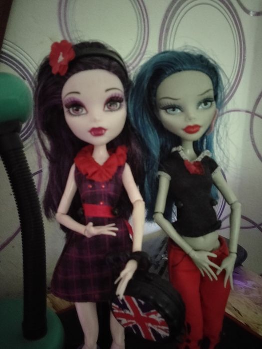 Монстр хай Элизабет,Гулия