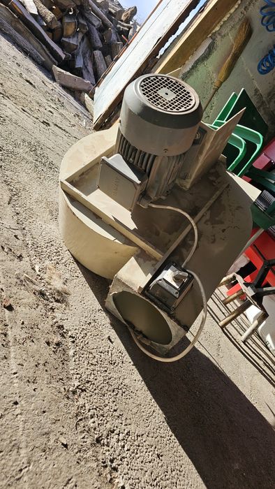 Exhaustor  trifazic   2 buc